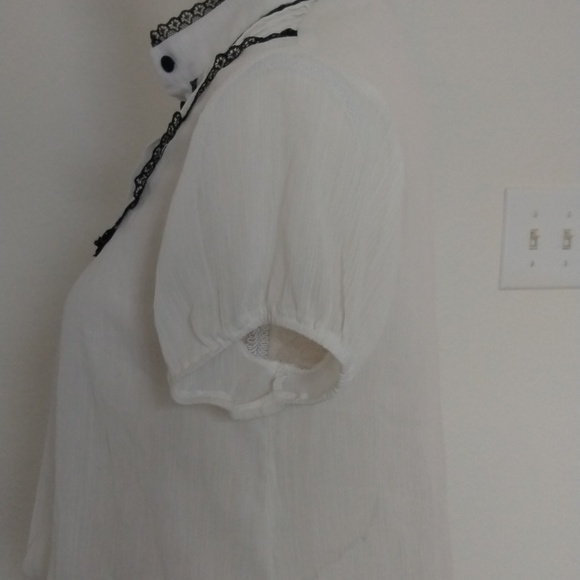 Bundle: 2 sheer tops XXI and Express - Picture 6 of 12